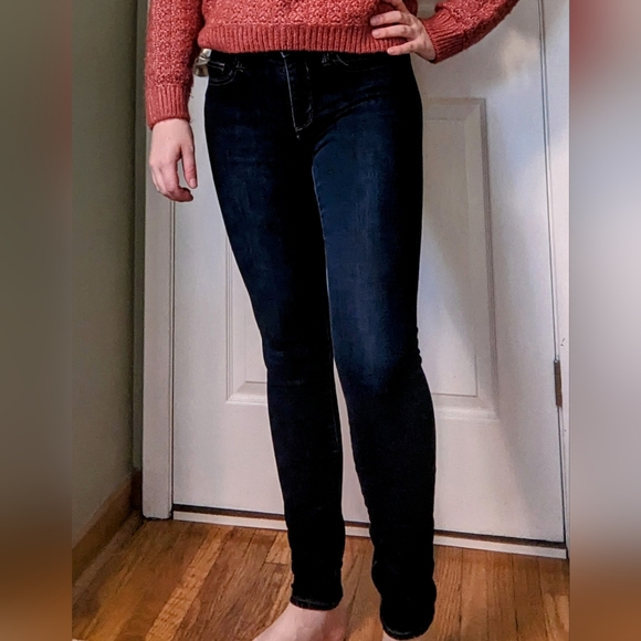 Gap Denim Mid-Rise Dark Blue Skinny Jeans | Size 26 - Picture 8 of 9